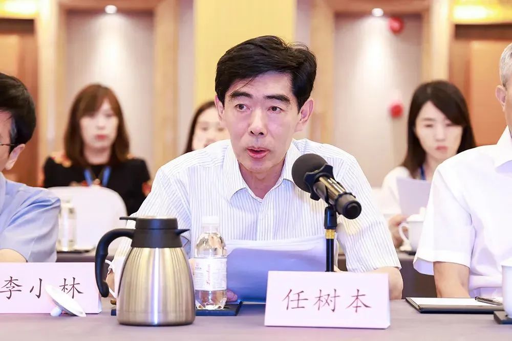 中國招標投標協(xié)會招標代理機構專業(yè)委員會換屆會議暨第三屆第一次工作會議在京成功召開